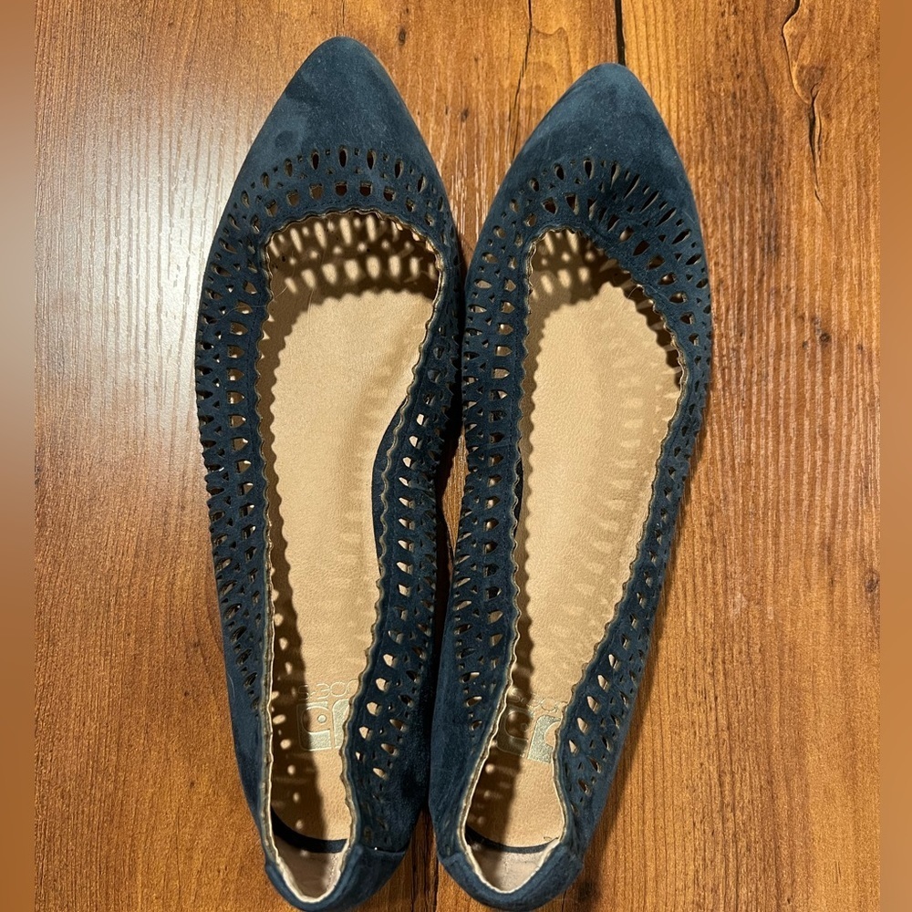 JOE’S jeans • blue ‘flora’ cutout flats